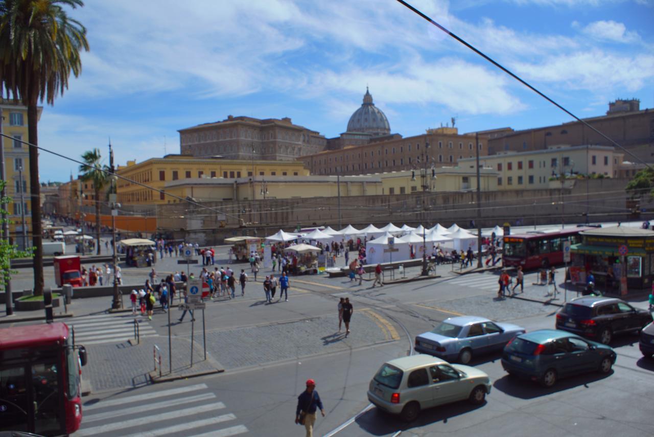 San Pietro Grand 2* Rome